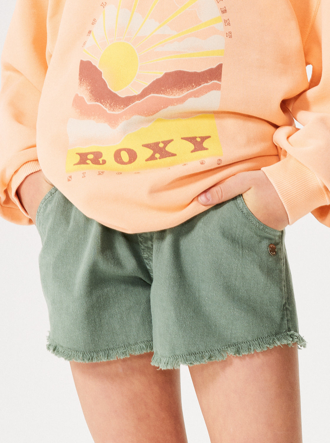 Item 803196 - Roxy Backyard - Girls' Pants and Shorts - Size S