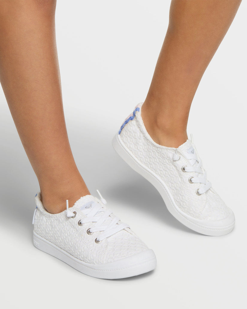 Bayshore Plus Shoes - White Crochet