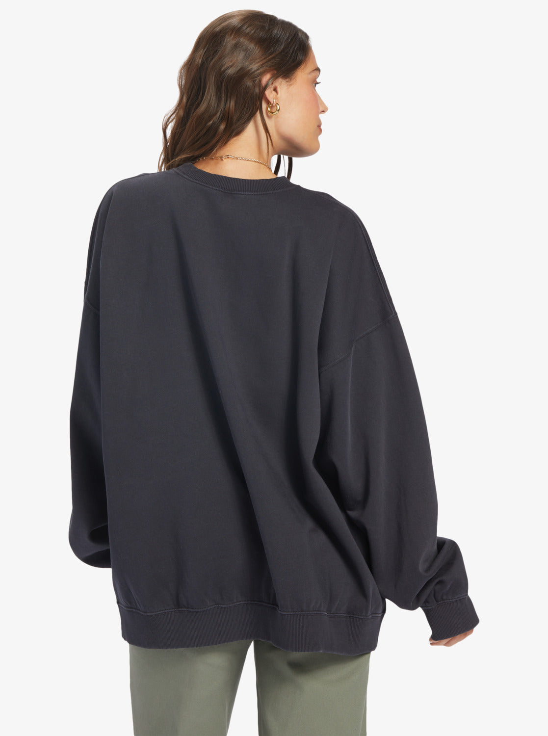 Black oversized crew online neck sweatshirt